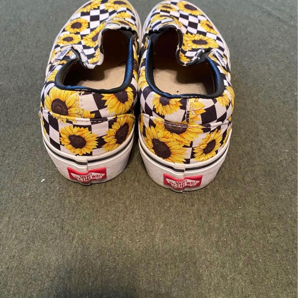 Sunflower vans